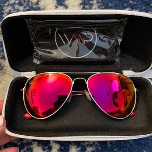 Wear Me Pro aviator sunglasses (red)